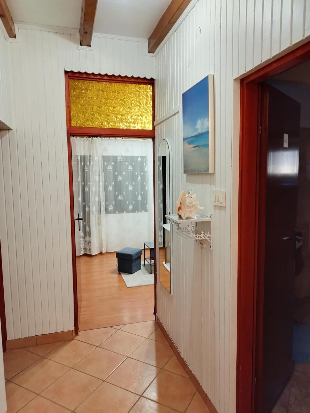 Apartmans Martha Karlobag Exteriör bild