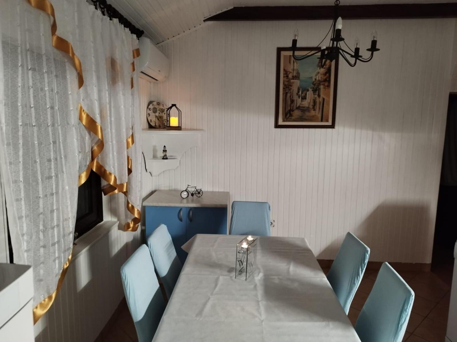 Apartmans Martha Karlobag Rum bild