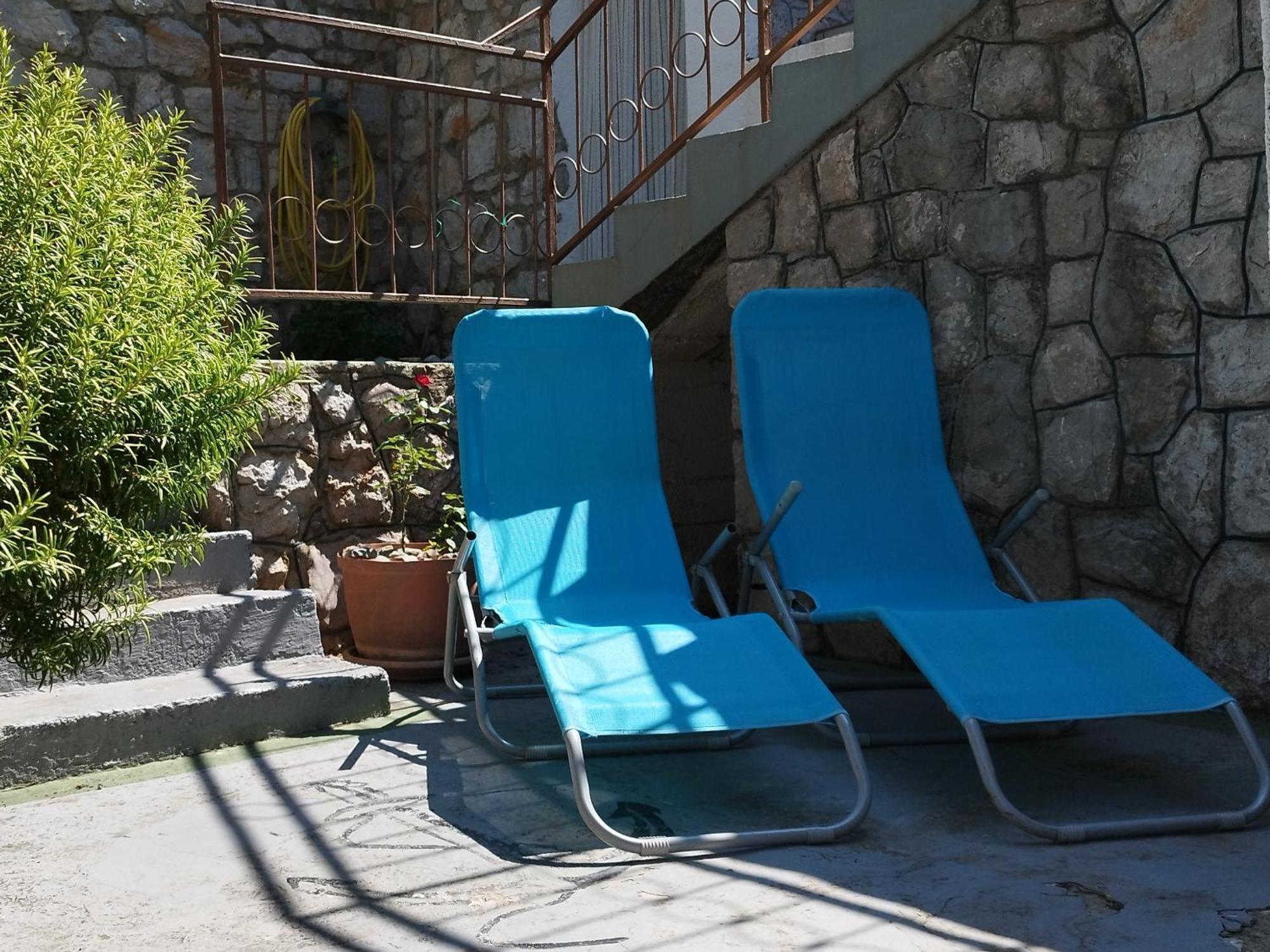 Apartmans Martha Karlobag Exteriör bild