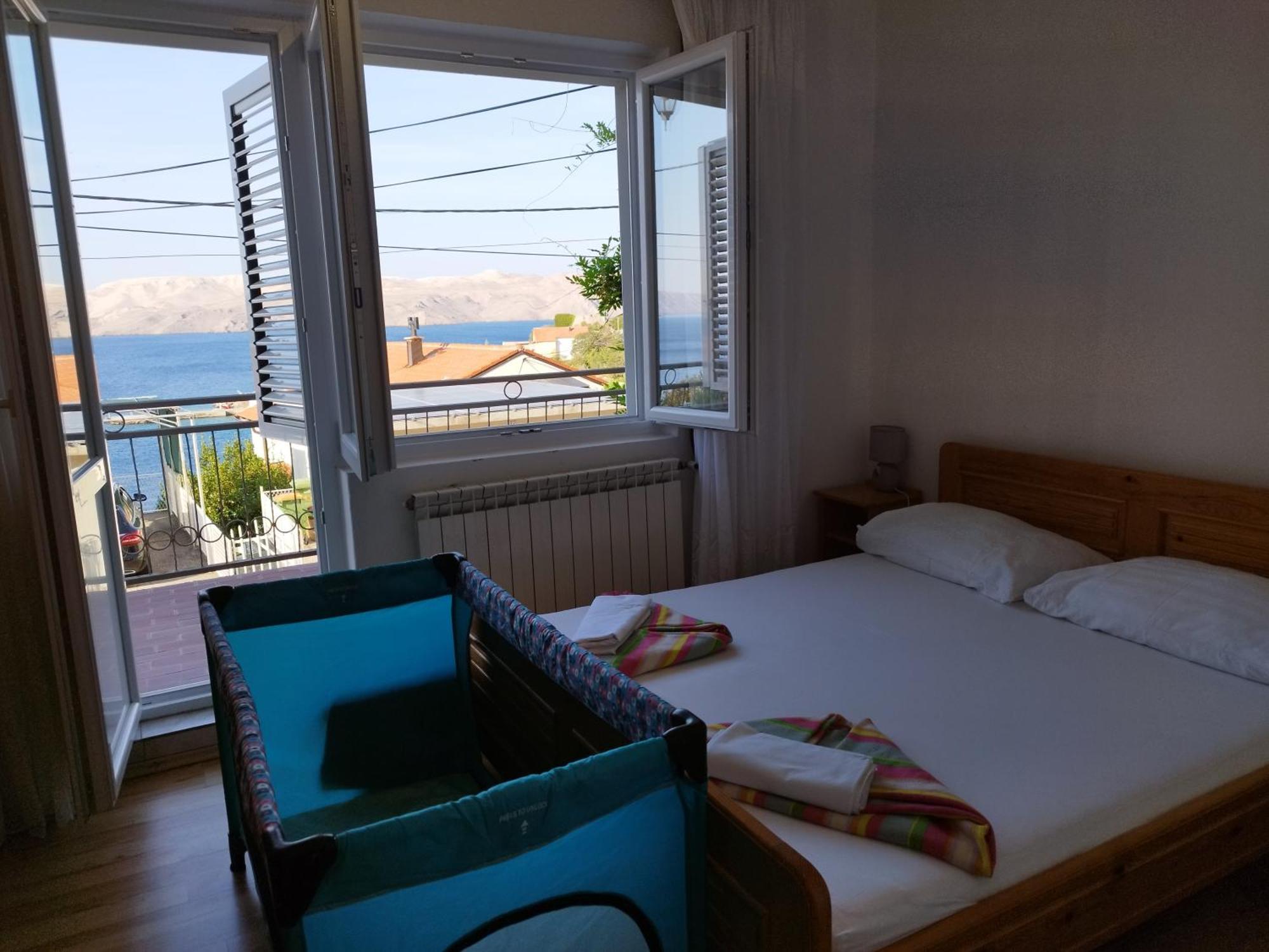 Apartmans Martha Karlobag Rum bild